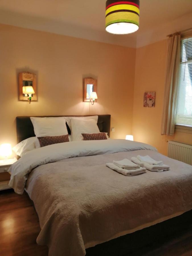 La Mirabelle-Casteil Country House Pension Buitenkant foto