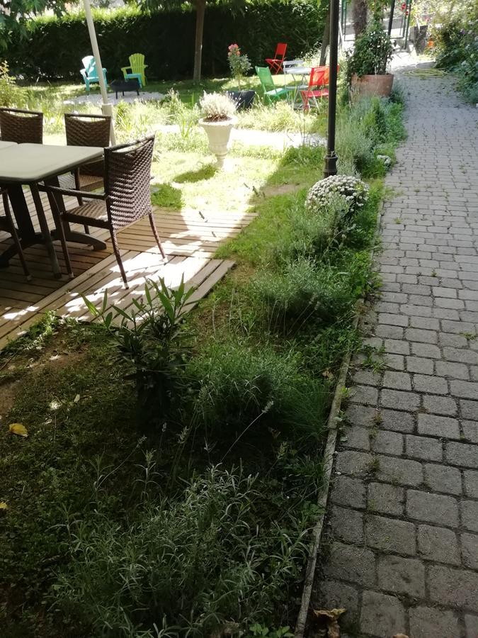 La Mirabelle-Casteil Country House Pension Buitenkant foto